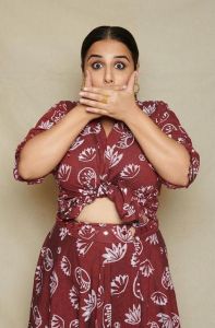 vidya-balan-latest-saree-photos-017