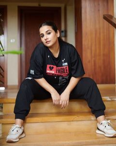 vidya-balan-new-photoshoot-pics