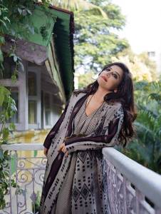 vidya-balan-pics-100-00510