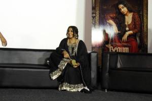 vidya-balan-pics-423-00295