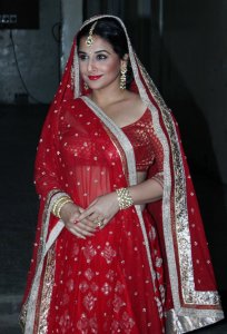 vidya_balan_latest_stills-00297
