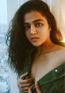 1_wamiqa-gabbi-photo-005