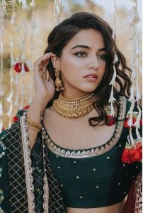 wamiqa-gabbi-hd-wallpaper