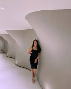 wamiqa-gabbi-in-black-bodycon-dress-003