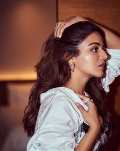 wamiqa-gabbi-in-printed-style-dress-photos-006