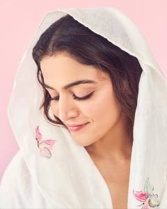 wamiqa-gabbi-latest-photos-010
