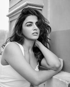 wamiqa-gabbi-new-look-photoshoot-004