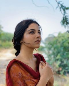 wamiqa gabbi new photos 01-003