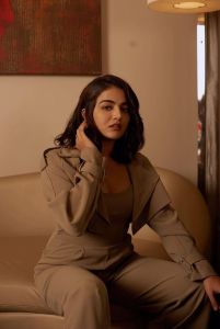wamiqa-gabbi-random-photoshoot-pictures-004