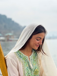 wamiqa-gabbi-viral-photoshoot-latest-009
