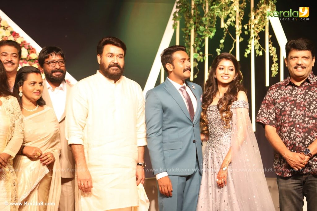 Harisree Ashokan Son Wedding Reception Photos 13055 - Kerala9.com