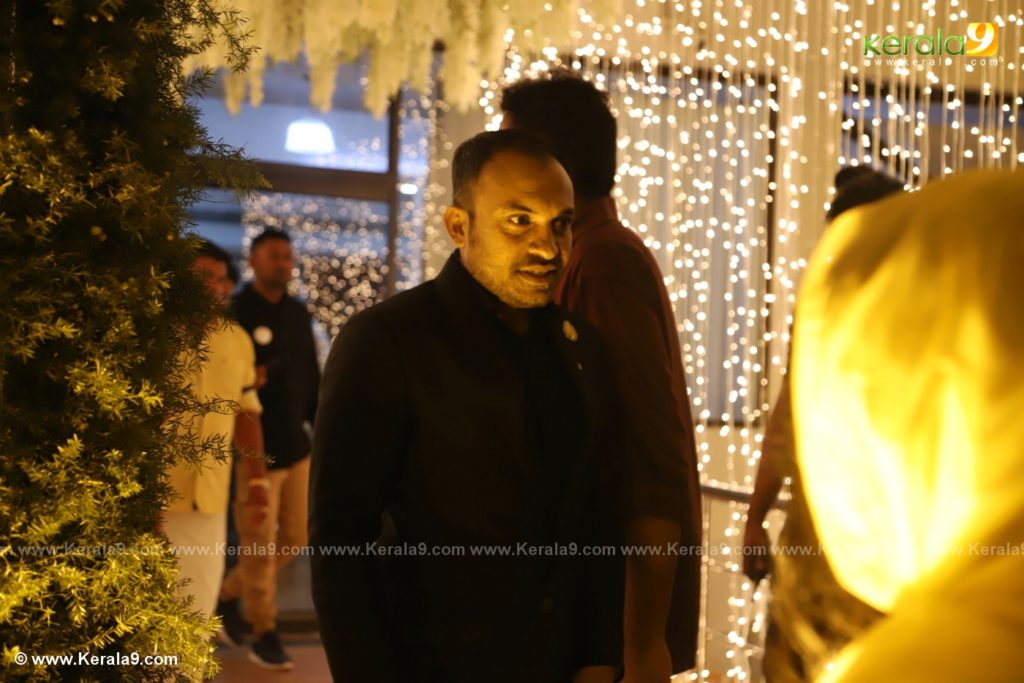 Harisree Ashokan Son Wedding Reception Photos 22724 - Kerala9.com