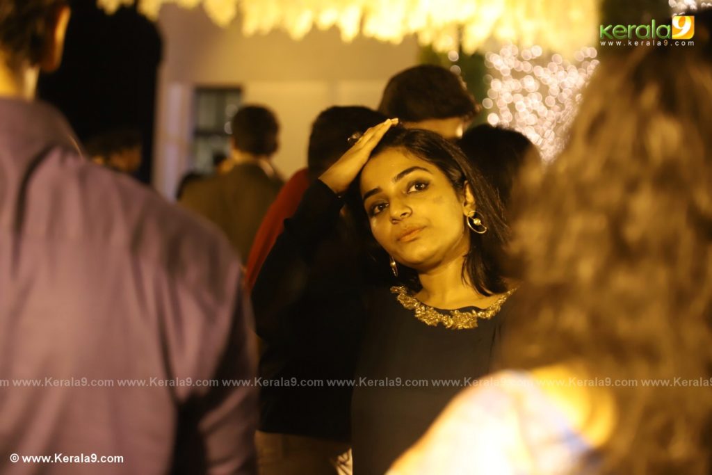 Harisree Ashokan Son Wedding Reception Photos 25031 - Kerala9.com