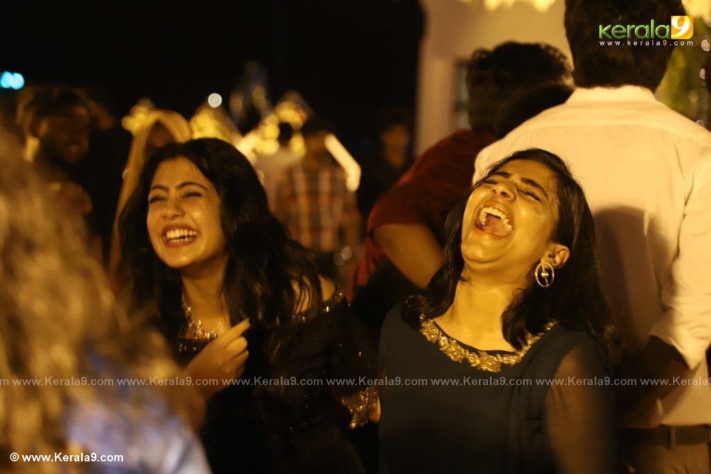 Harisree Ashokan Son Wedding Reception Photos 25226 - Kerala9.com