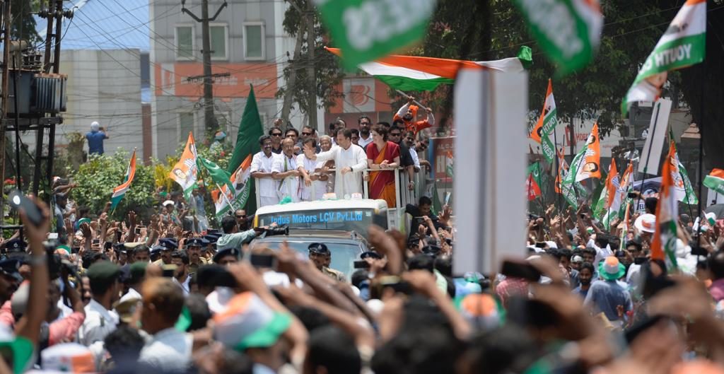 Rahul Gandhi At Wayanad Photos 5 - Kerala9.com