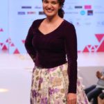 honey rose at lulu fashion week 2019 photos-013