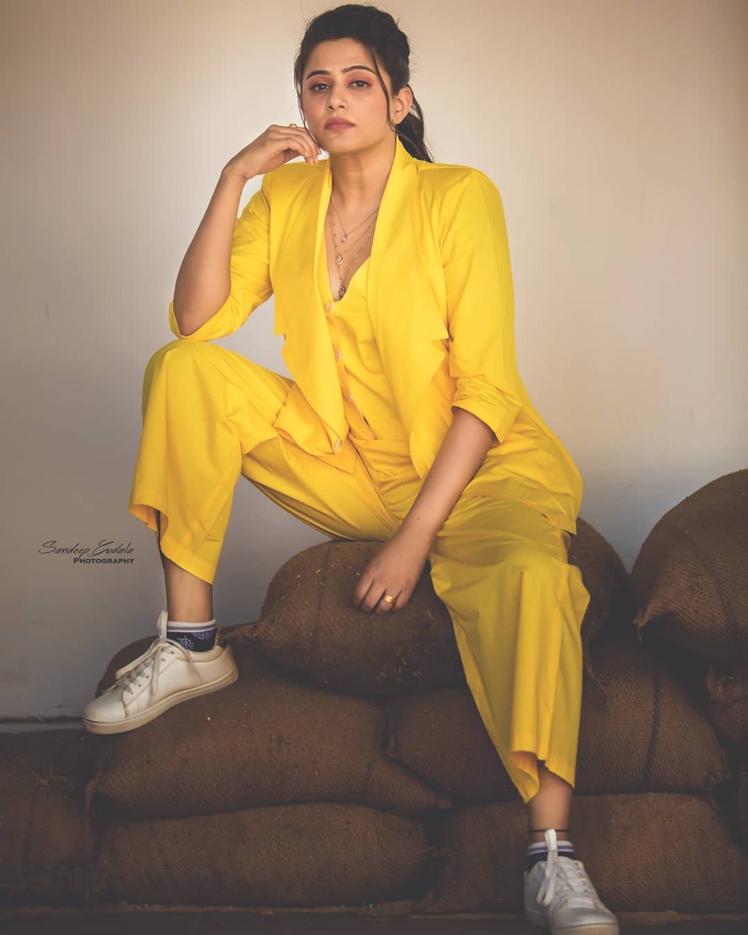 Priyamani New Photoshoot - Kerala9.com
