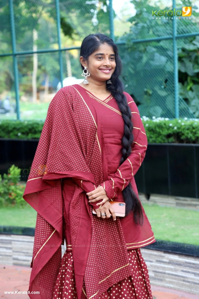 Sheela Rajkumar at Kumbalangi Nights 100 Days Celebration Photos 011 - Kerala9.com