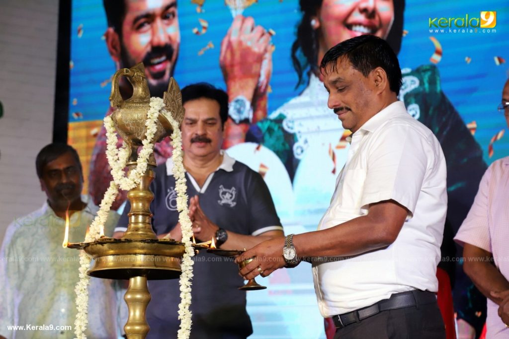 Vijay Superum Pournamiyum 100 Days Celebration Photos 003