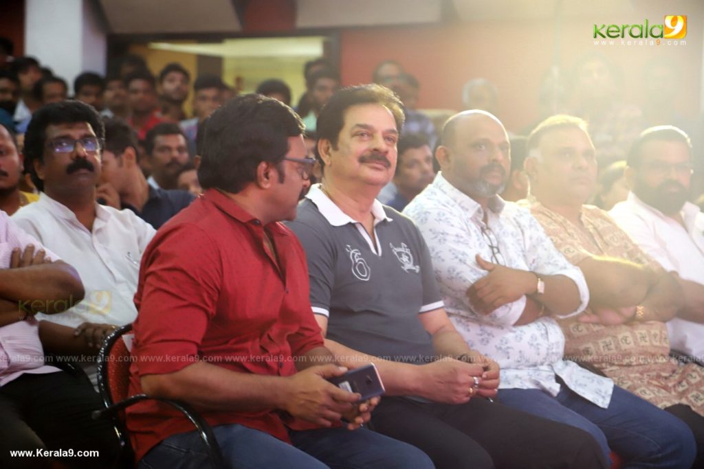 Vijay Superum Pournamiyum 100 Days Celebration Photos 022 - Kerala9.com