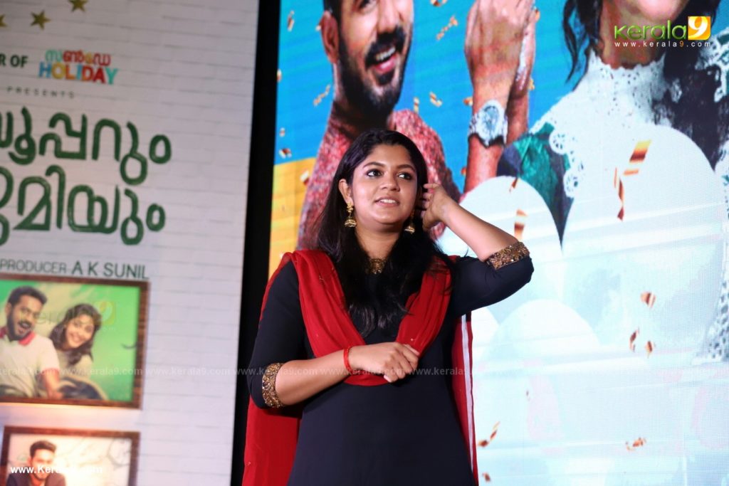 Vijay Superum Pournamiyum 100 Days Celebration Photos 112