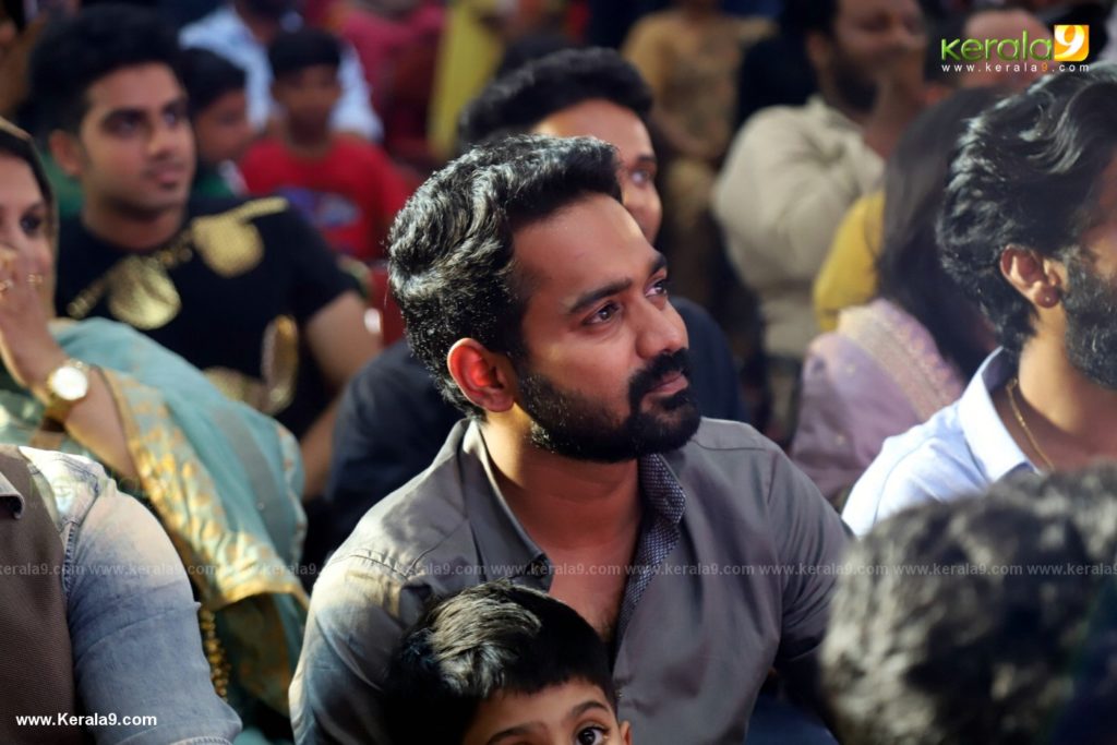 Vijay Superum Pournamiyum 100 Days Celebration Photos 120