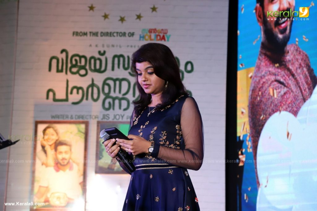 Vijay Superum Pournamiyum 100 Days Celebration Photos 126
