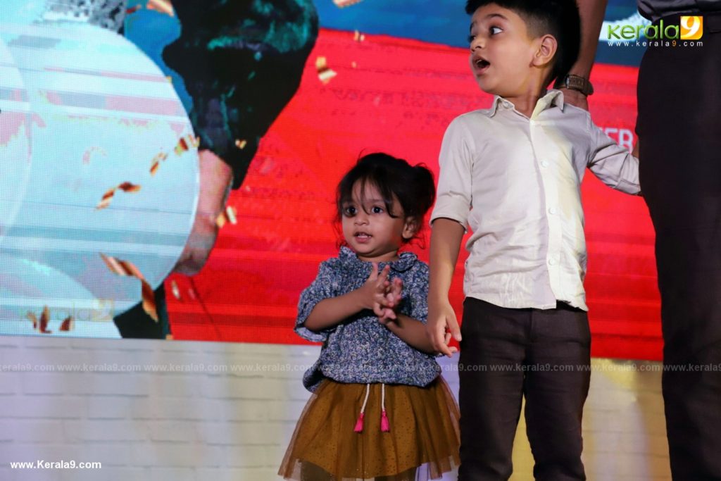 actor asif ali daughter at Vijay Superum Pournamiyum 100 Days Celebration Photos 045