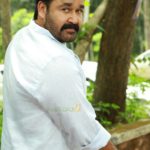 mohanlal in ittimani movie photos-003