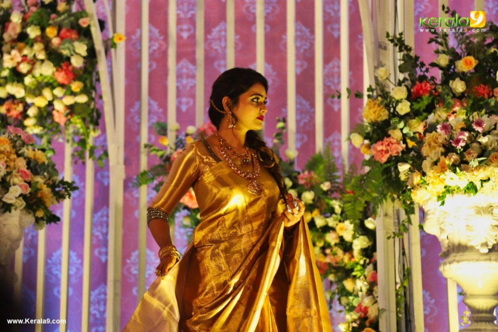 Vishnu Priya Wedding Reception Photos 0310 100 - Kerala9.com