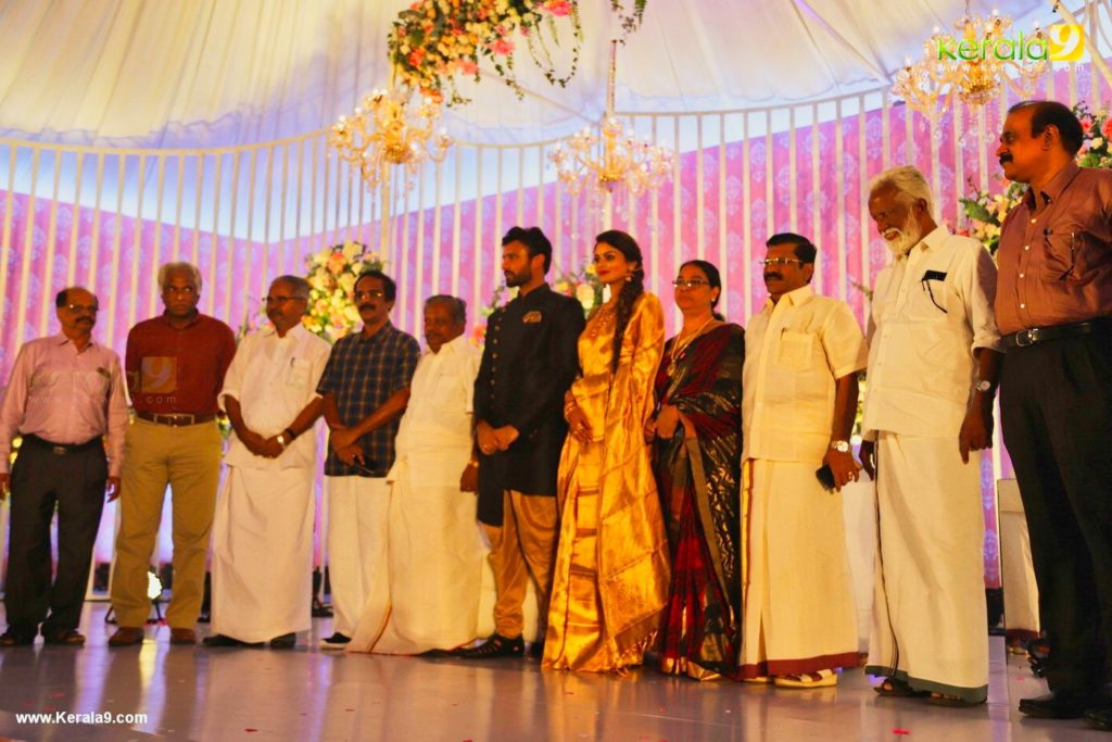 Vishnu Priya Wedding Reception Photos 0310 114 - Kerala9.com
