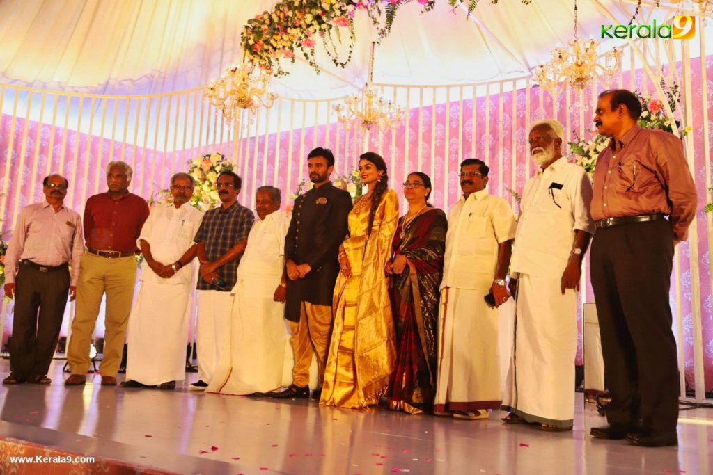 Vishnu Priya Wedding Reception Photos 0310 115 - Kerala9.com