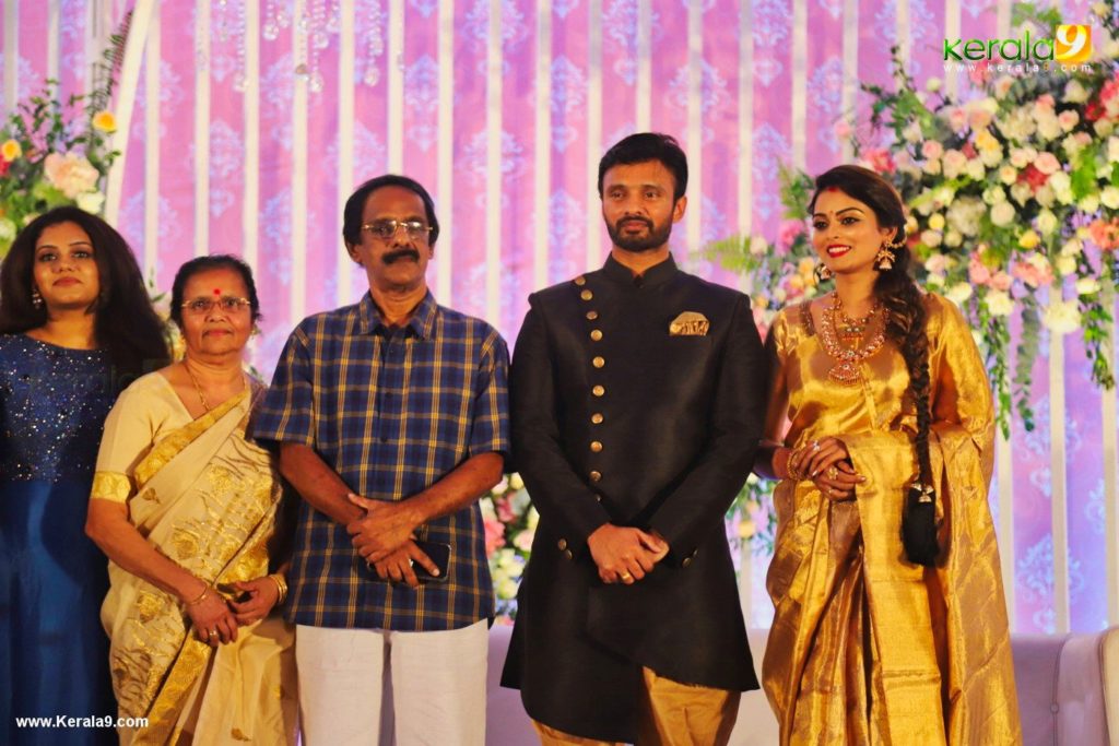 Vishnu Priya Wedding Reception Photos 0310 77 - Kerala9.com
