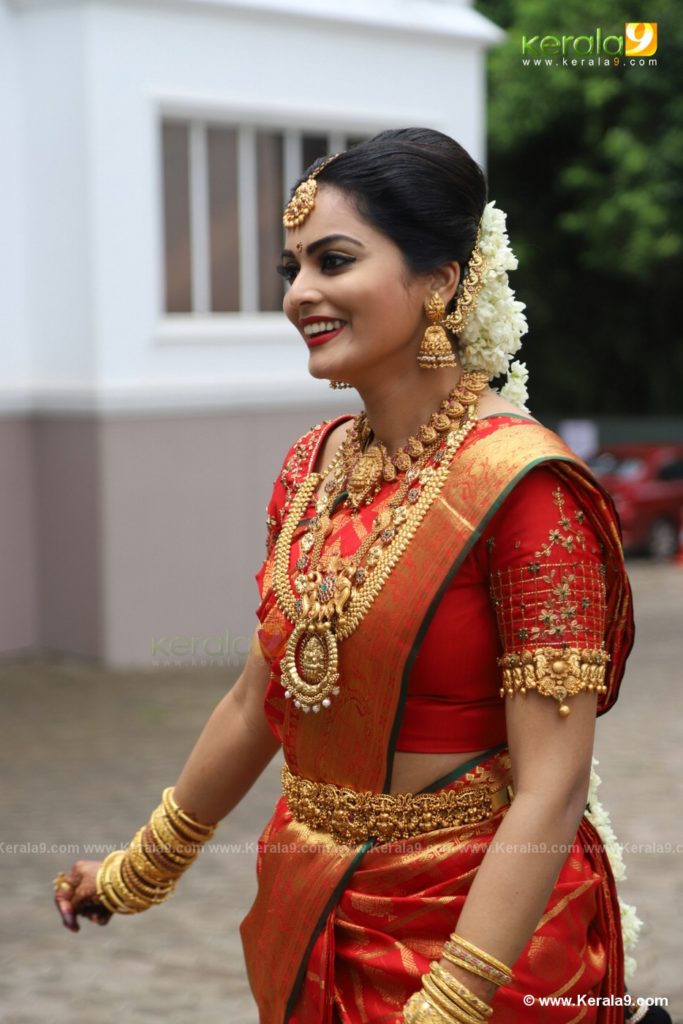 vishnu priya marriage photos 044 - Kerala9.com