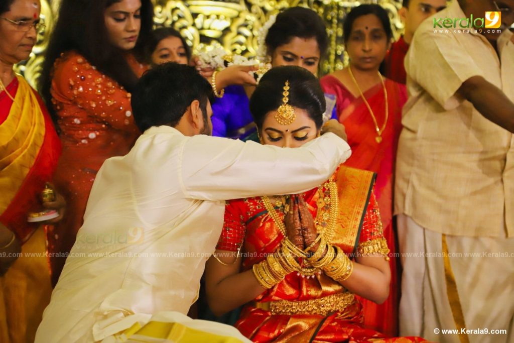 vishnu priya marriage photos 048 - Kerala9.com