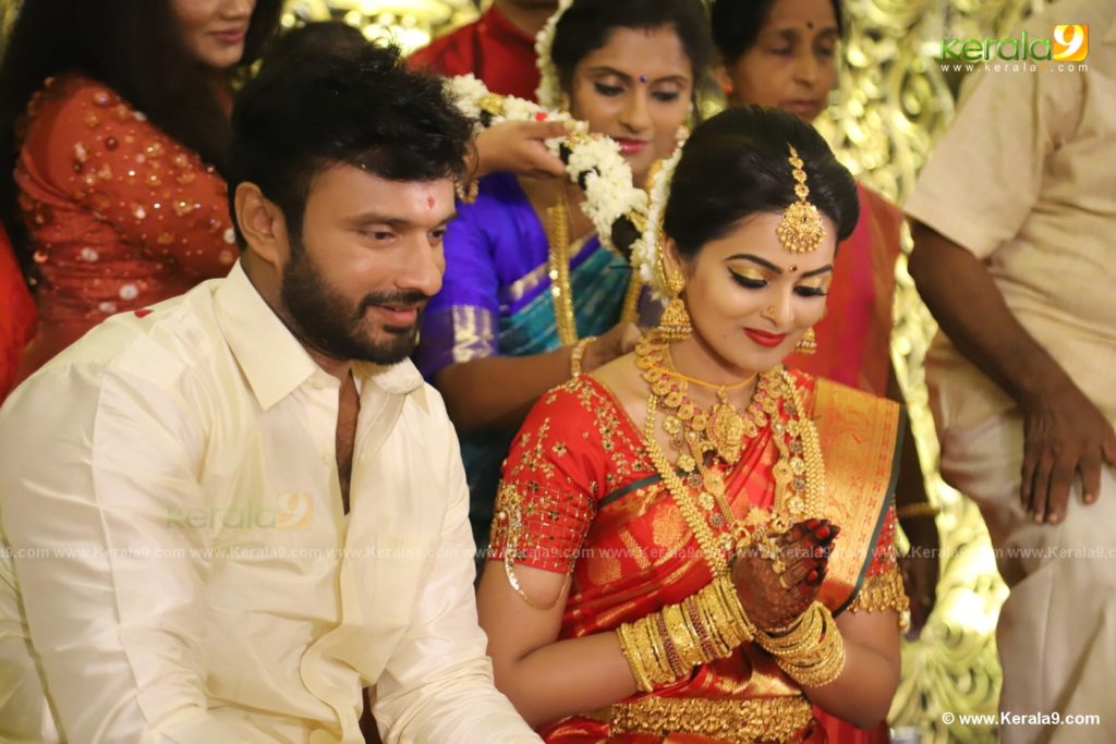 vishnu priya marriage photos 050 - Kerala9.com
