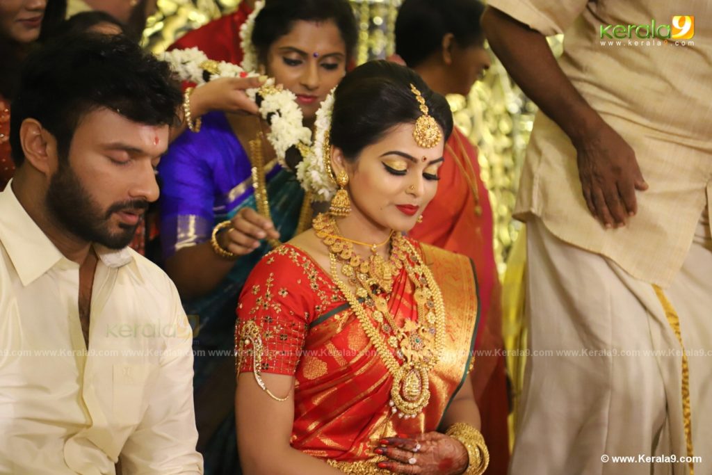 vishnu priya marriage photos 051 - Kerala9.com