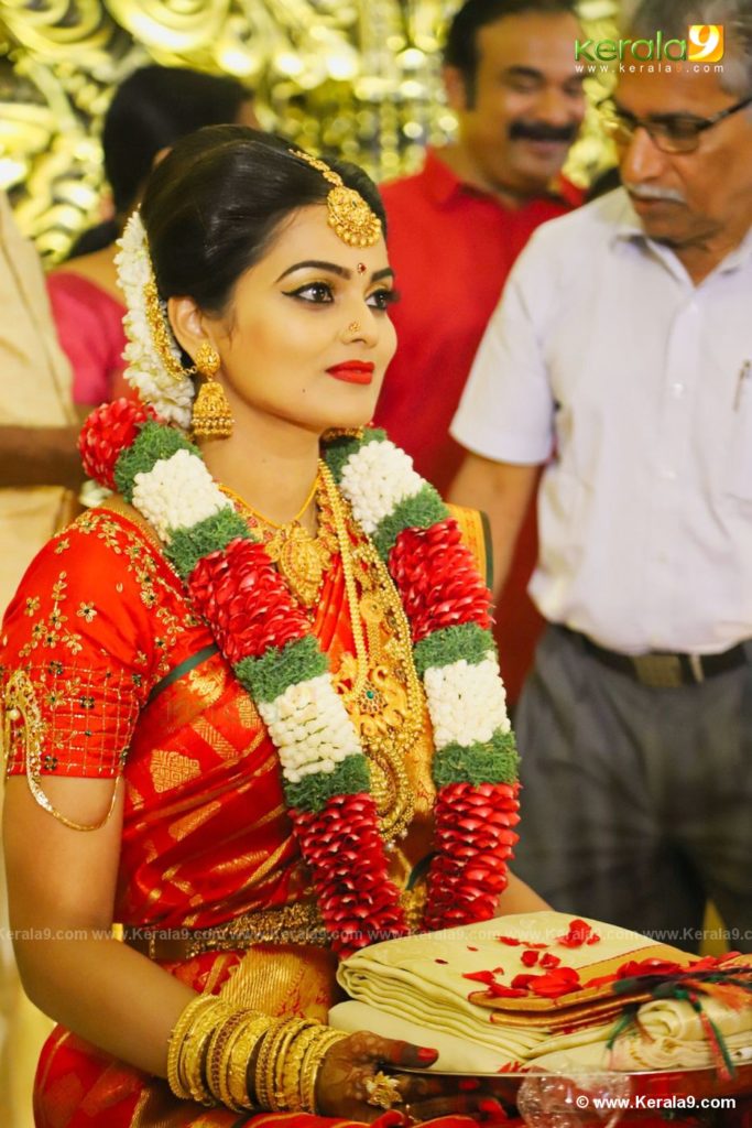 vishnu priya marriage photos 070 - Kerala9.com