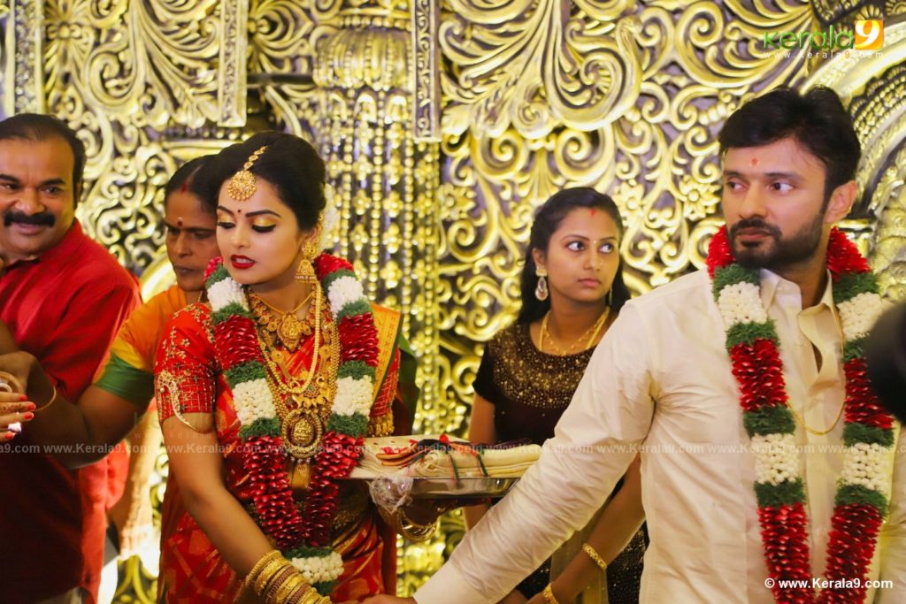vishnu priya marriage photos 077 - Kerala9.com