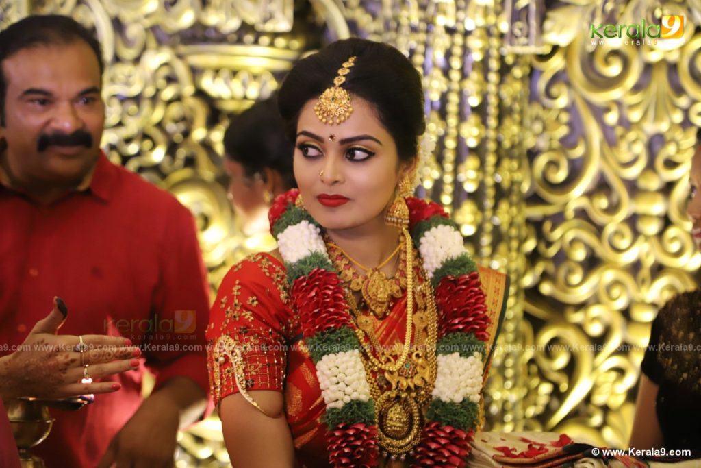 vishnu priya wedding photos 014 - Kerala9.com