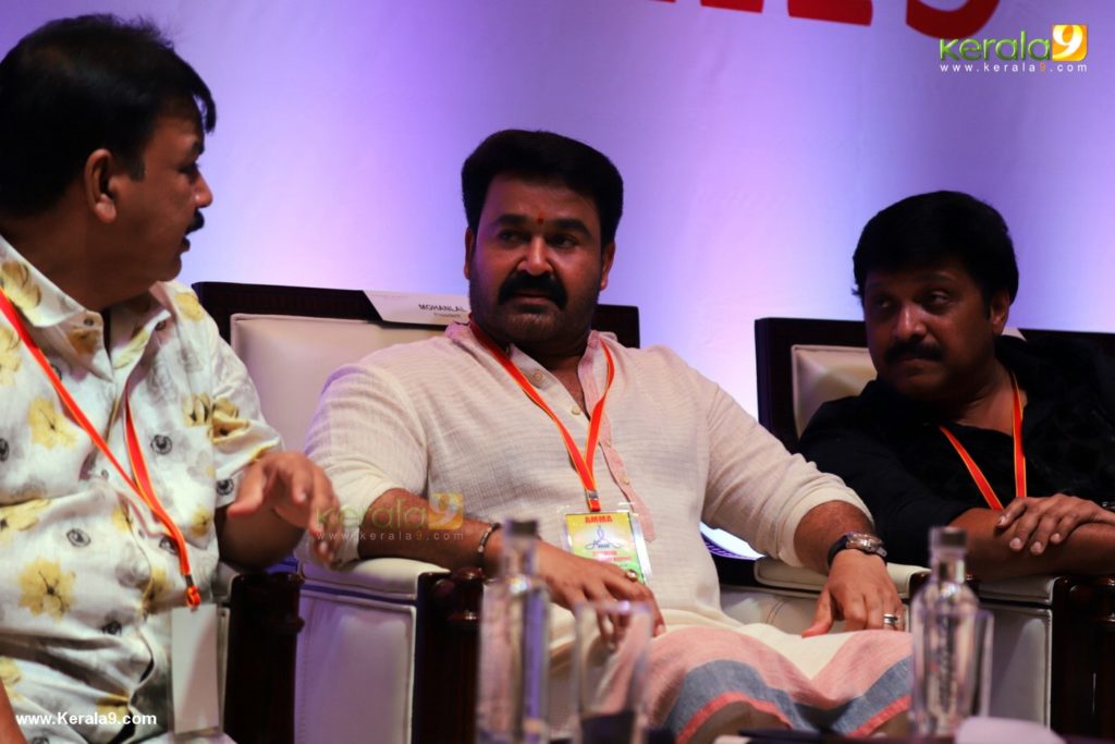 Mohanlal at amma meeting 2019 photos 54 - Kerala9.com