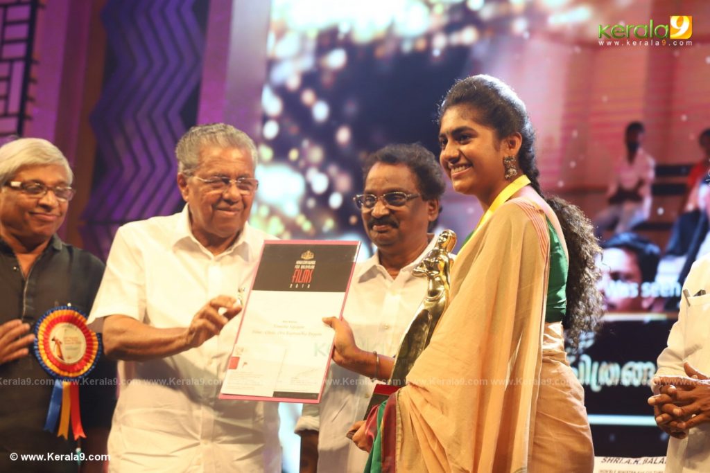 Nimisha Sajayan at Kerala State Film Awards 2019 Photos 007 - Kerala9.com
