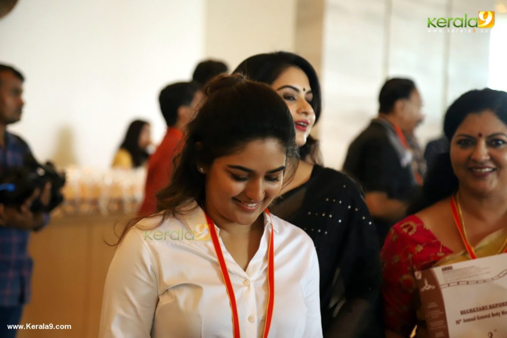 Prayaga Martin at amma meeting 2019 photos 032 - Kerala9.com