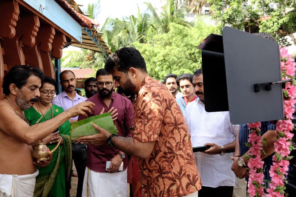 Thrissur Pooram Movie Pooja Photos 5 - Kerala9.com