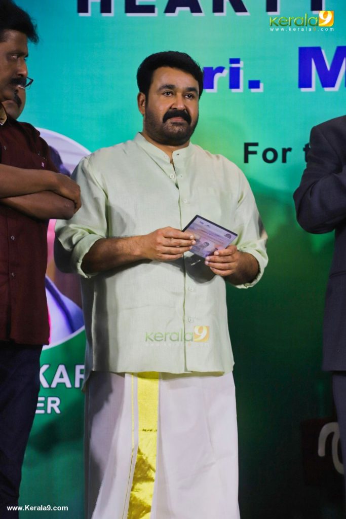 Mohanlal at Aniyan Kunjum Thannalayathu Audio Launch Photos 012