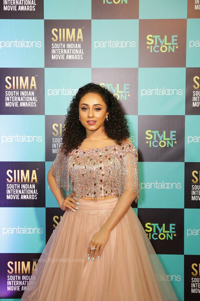 Pearle Maaney at siima awards 2019 photos 010