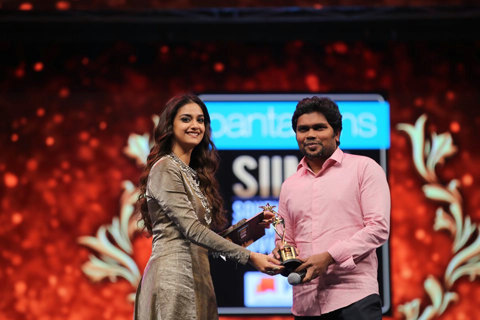 keerthy at siima awards 2019 photos 097