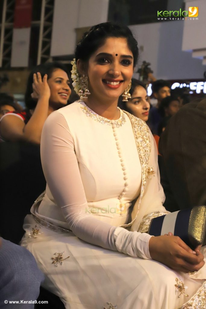 nyla usha at porinju mariam jose trailer launch photos 028