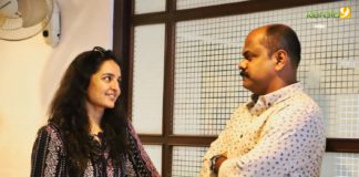 manju warrier at prathi poovankozhi movie pooja photos 008