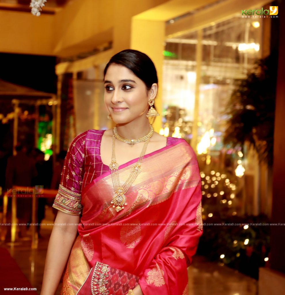 Regina Cassandra Navaratri Pooja at Kalyan residence photos 018